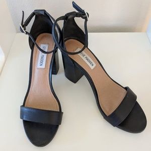 Steve Madden Black Block Sandal